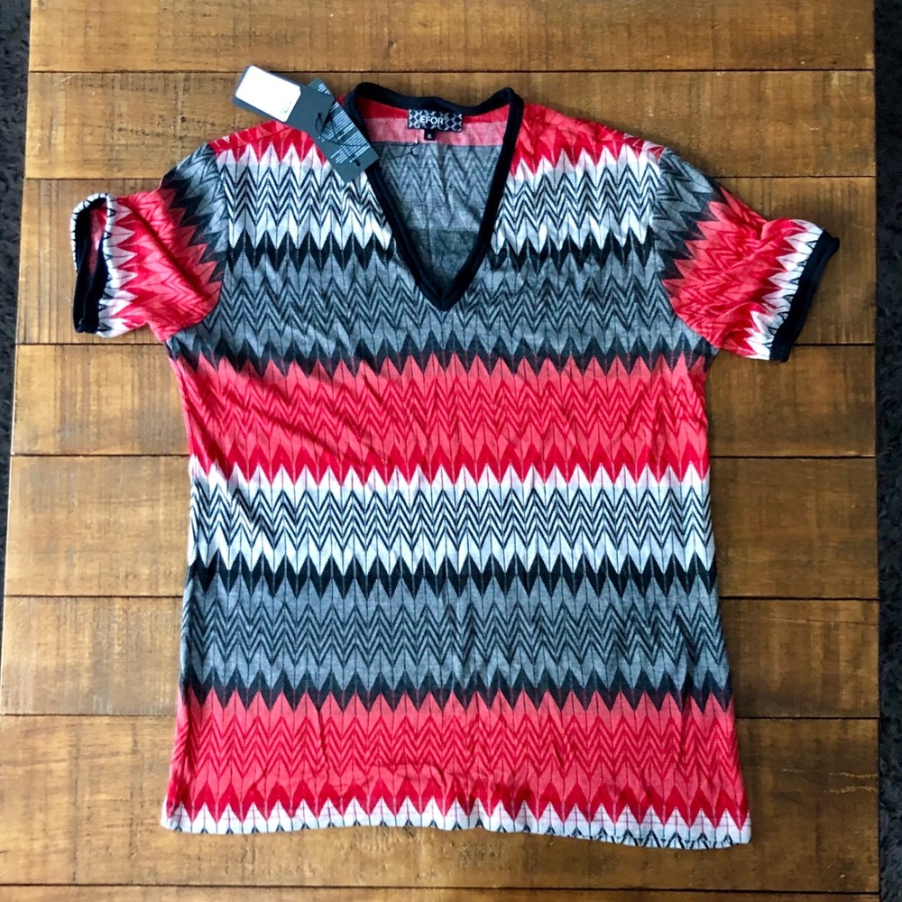 Efor V-neck T-shirt